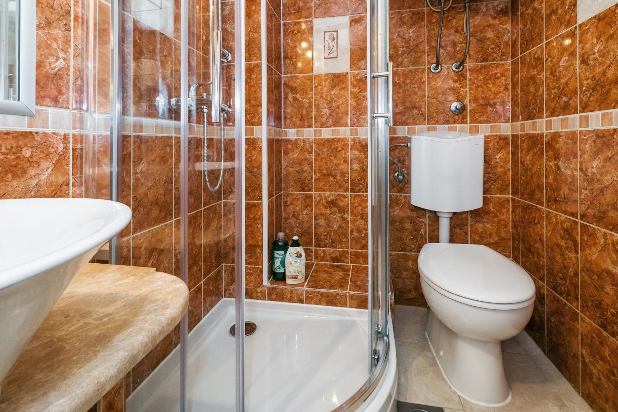 Relaxing 2Bd Apartment, Ground Floor - Walk To Old Town Split Ngoại thất bức ảnh