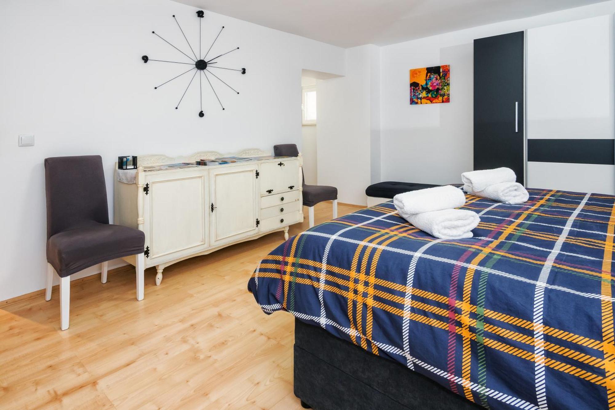 Relaxing 2Bd Apartment, Ground Floor - Walk To Old Town Split Ngoại thất bức ảnh